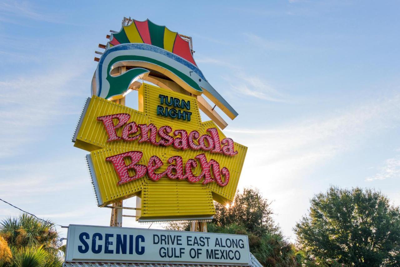 Moon Tide Cottage ペンサコーラ・ビーチ エクステリア 写真